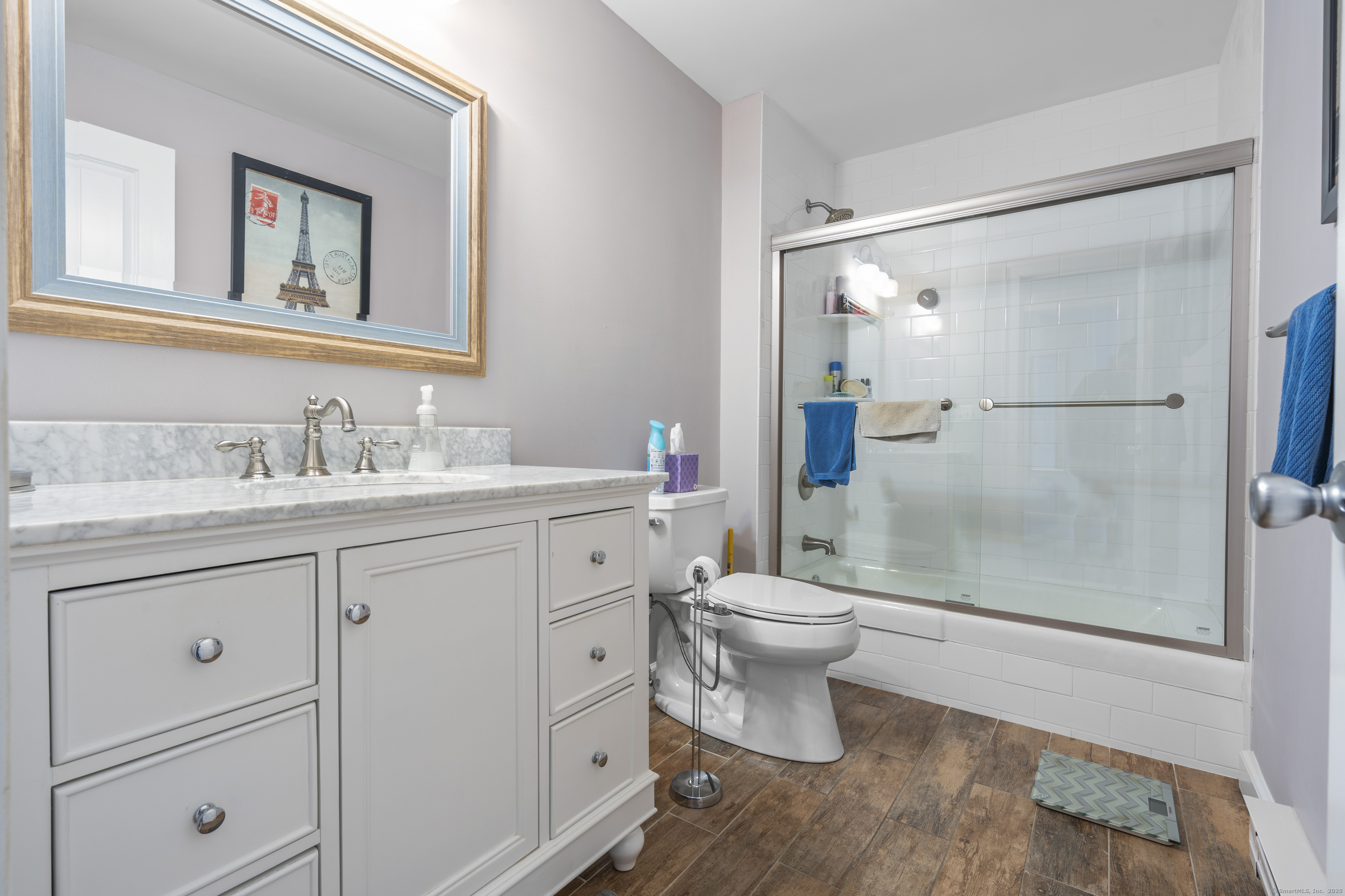 3200 Park Avenue 2B2