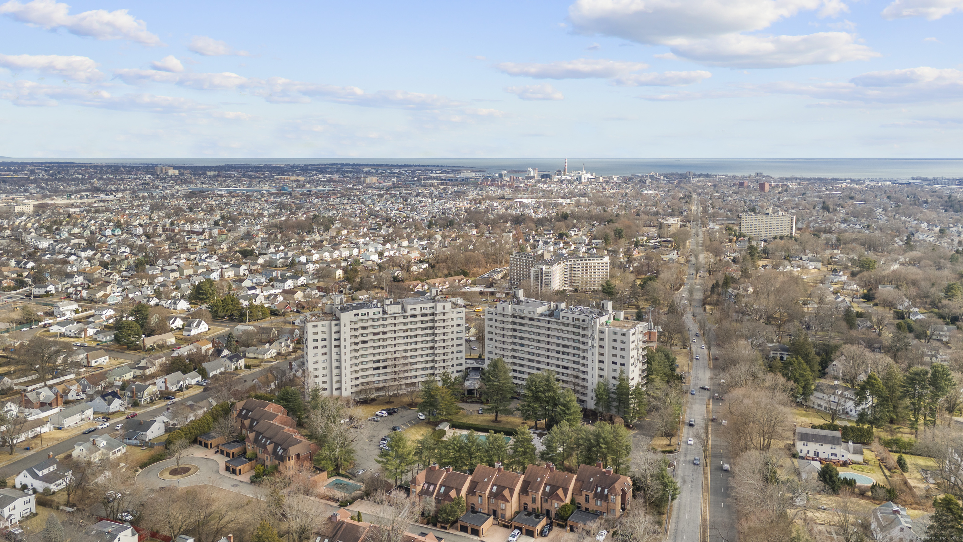 3200 Park Avenue 2B2