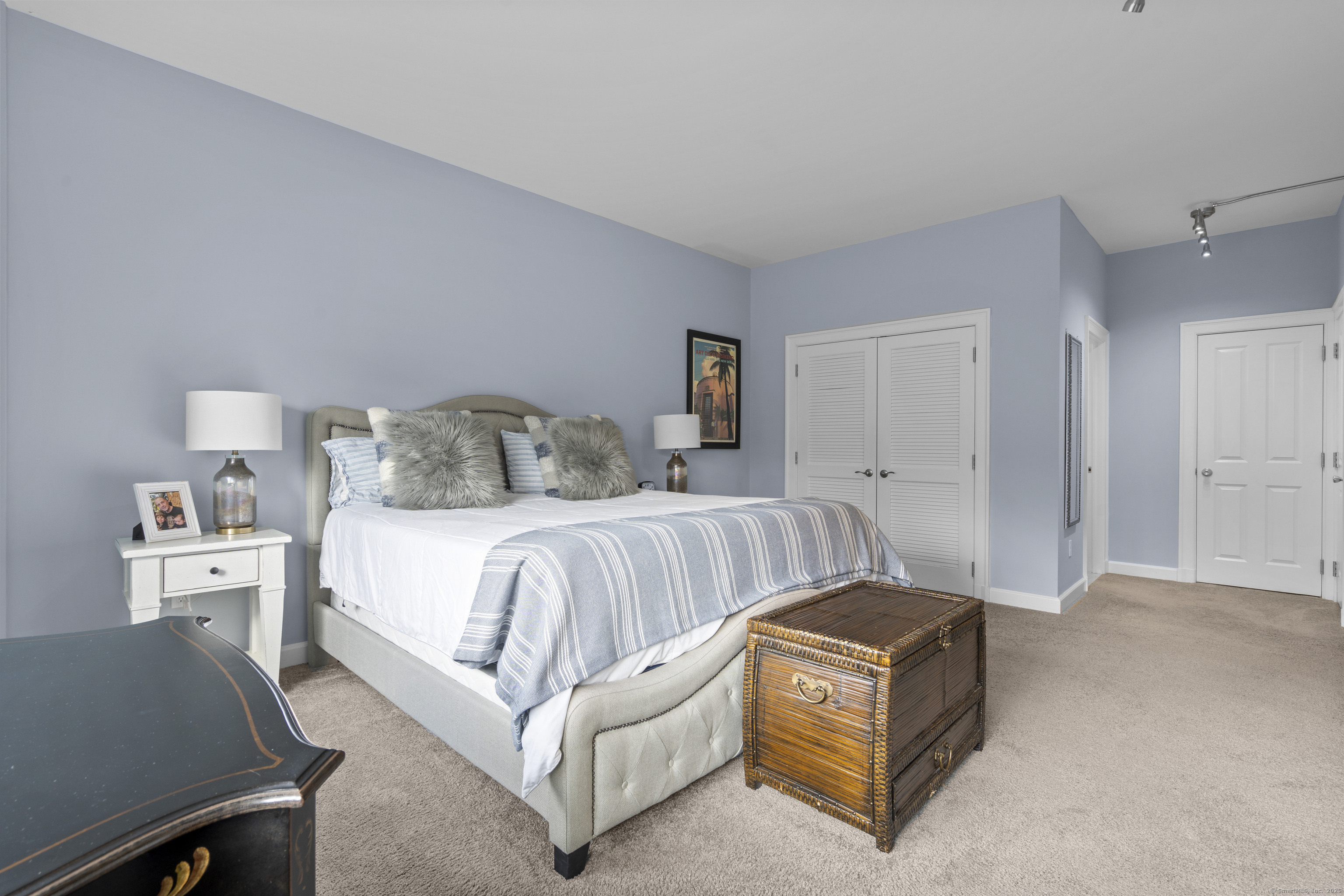 3200 Park Avenue 2B2