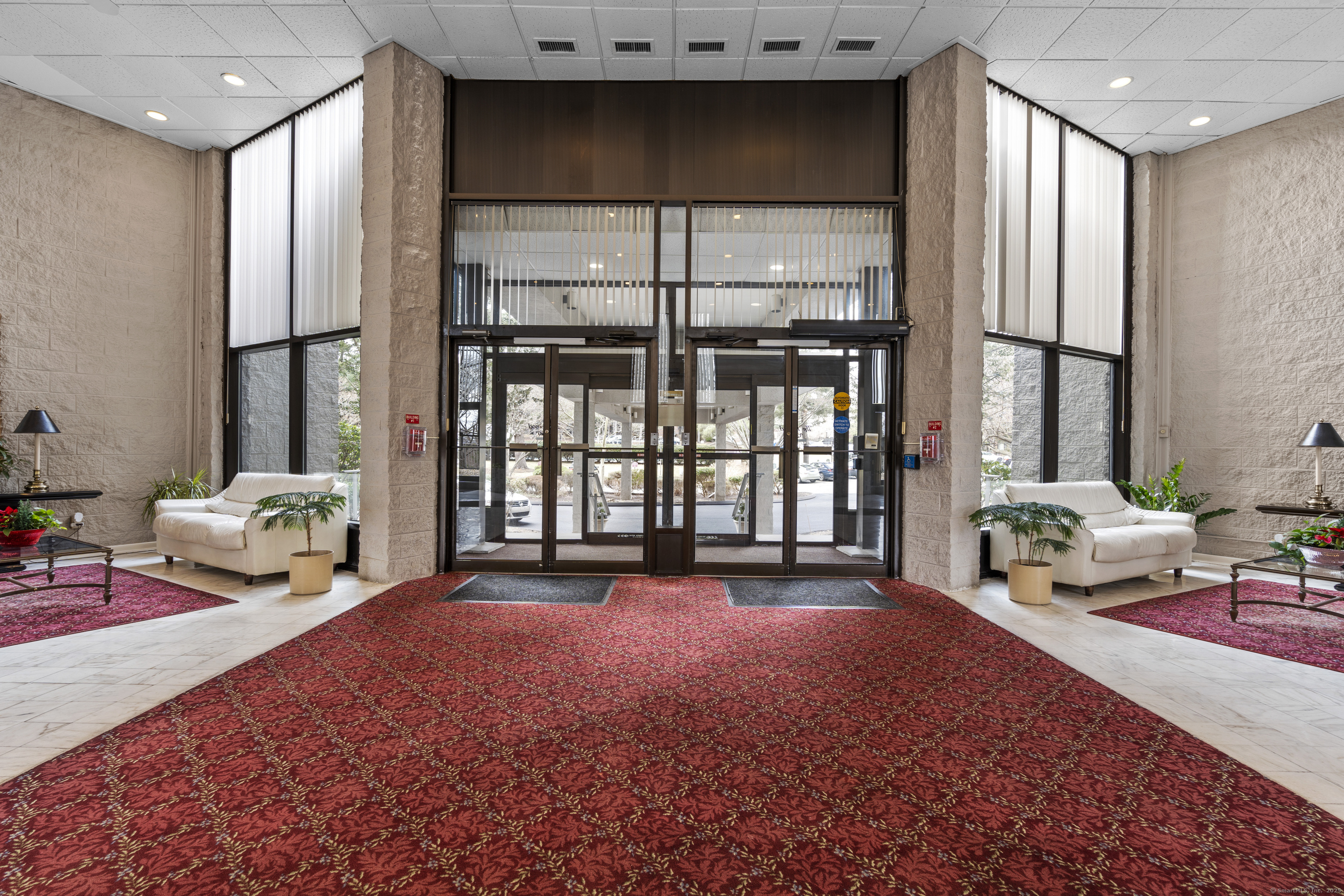 3200 Park Avenue 2B2