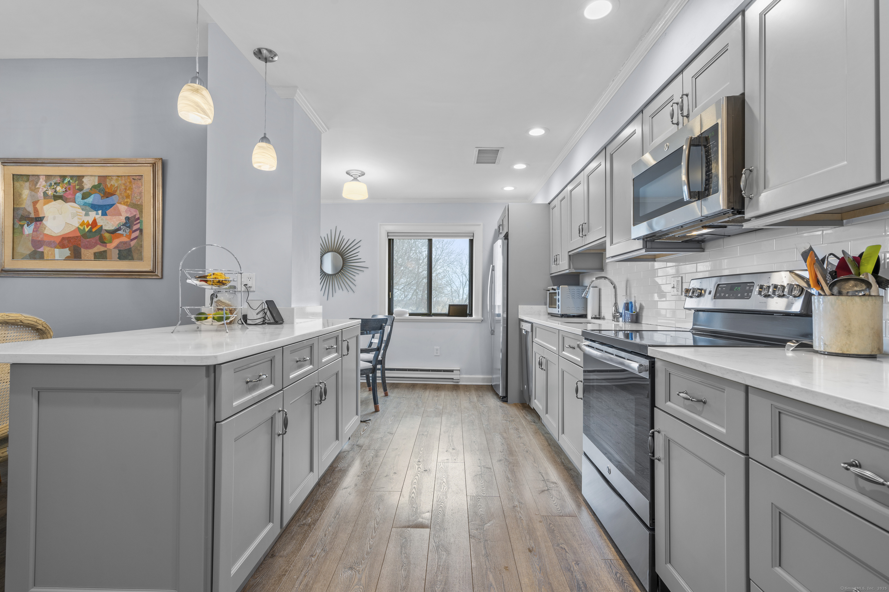 3200 Park Avenue 2B2