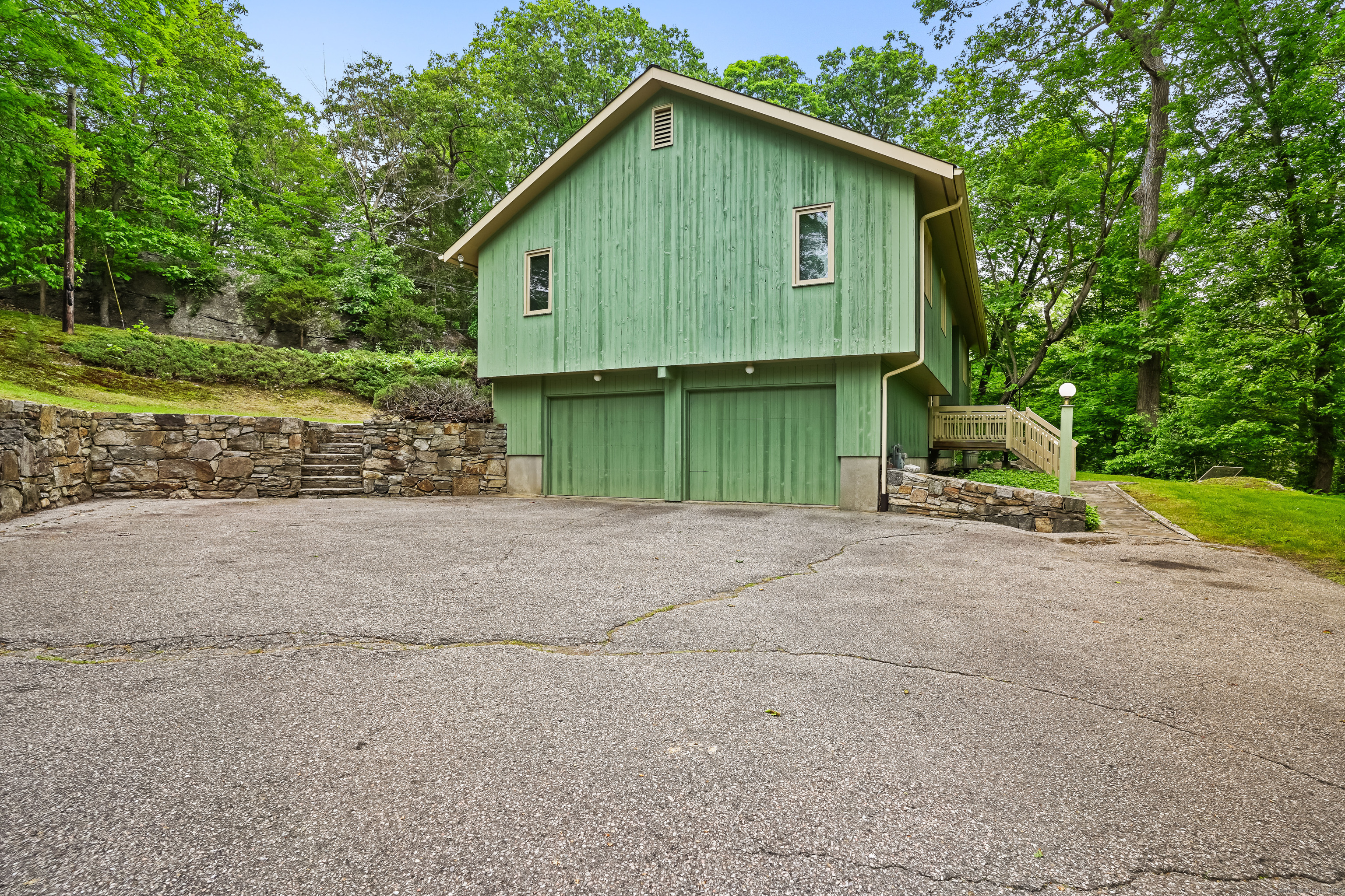 30 Bartling Drive