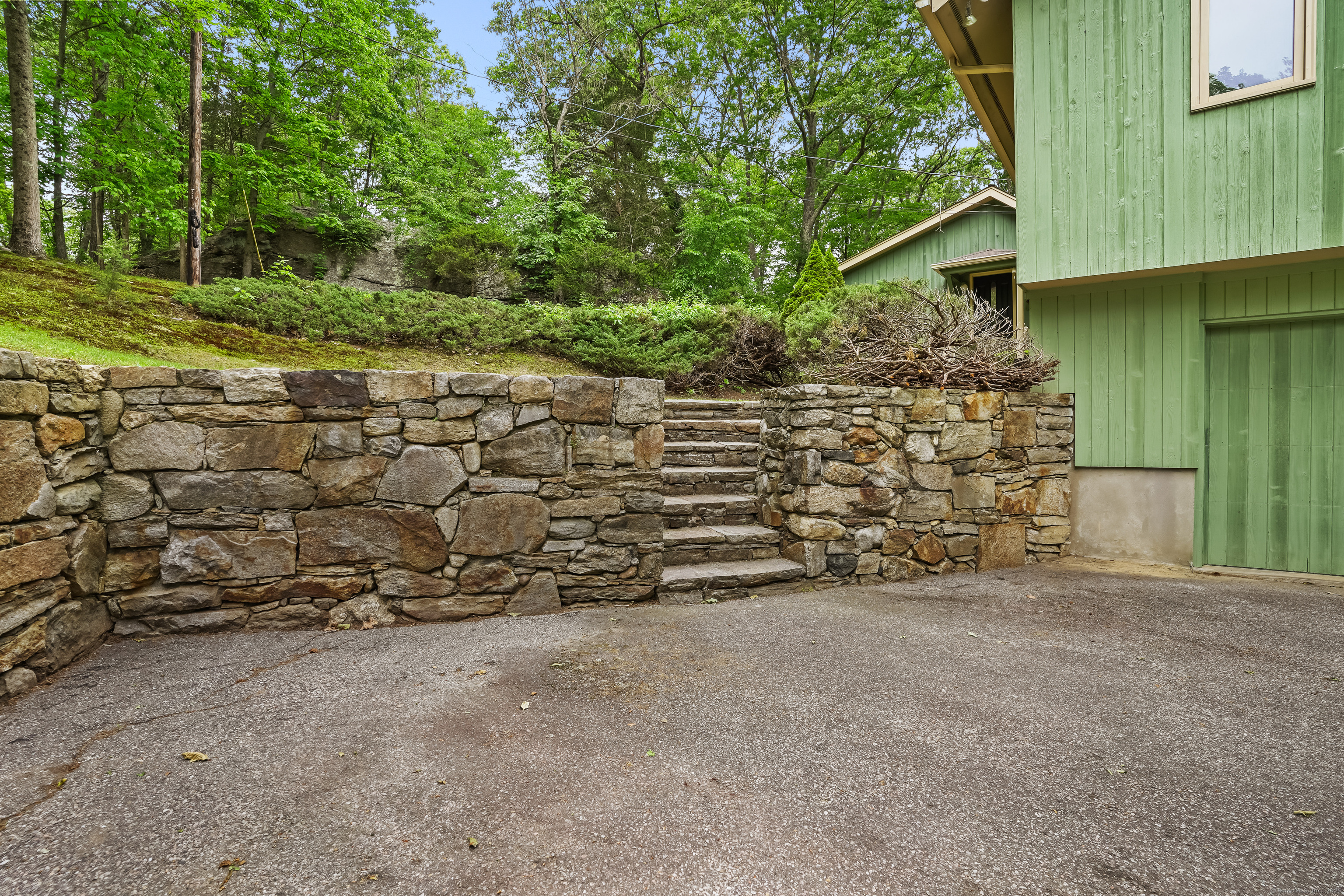 30 Bartling Drive