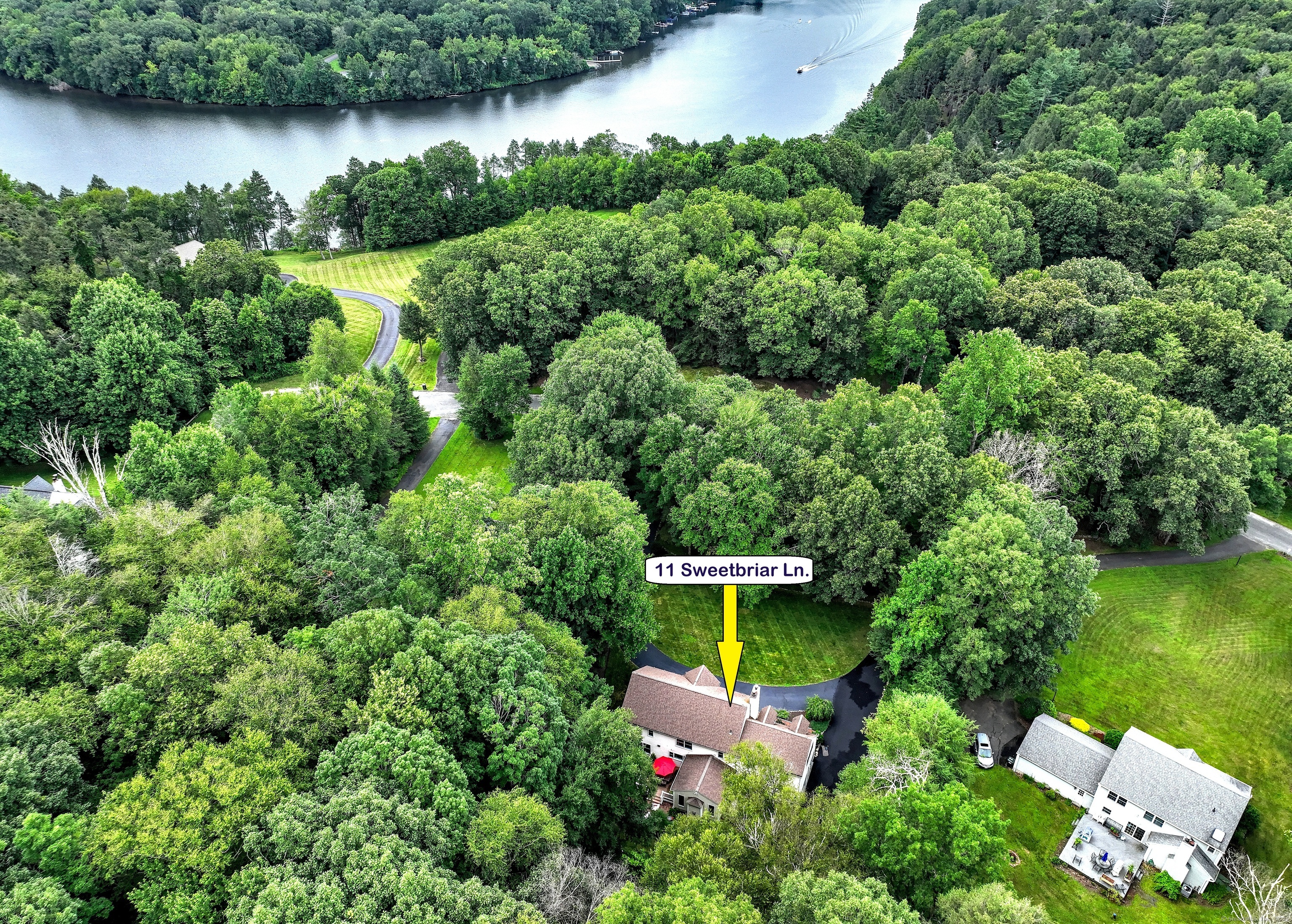 11 Sweetbriar Lane