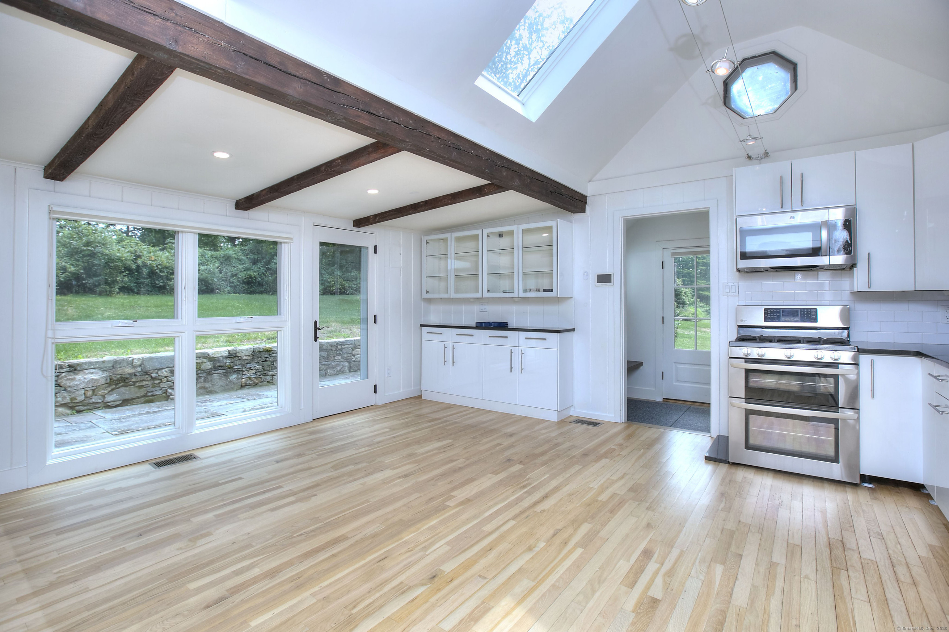 302 Westport Road