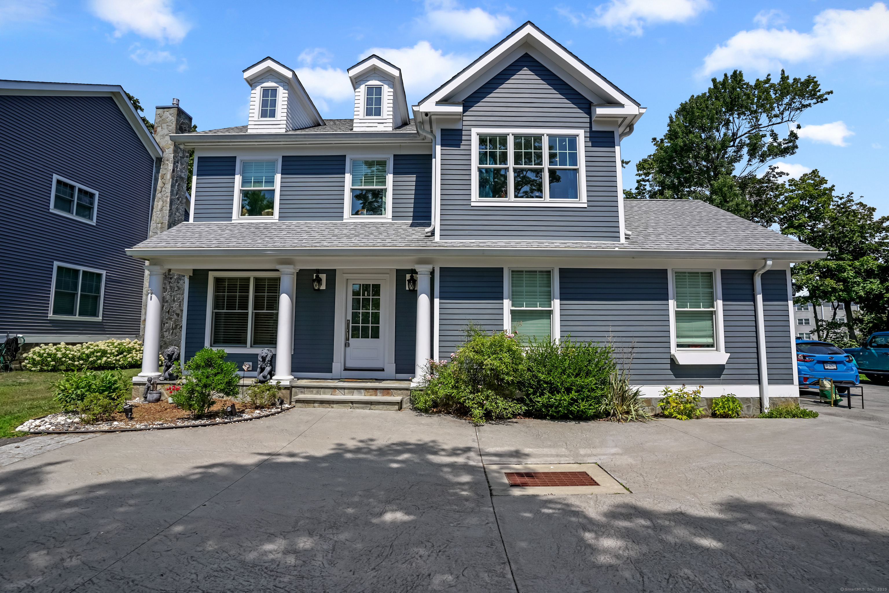 328 Brewster Street