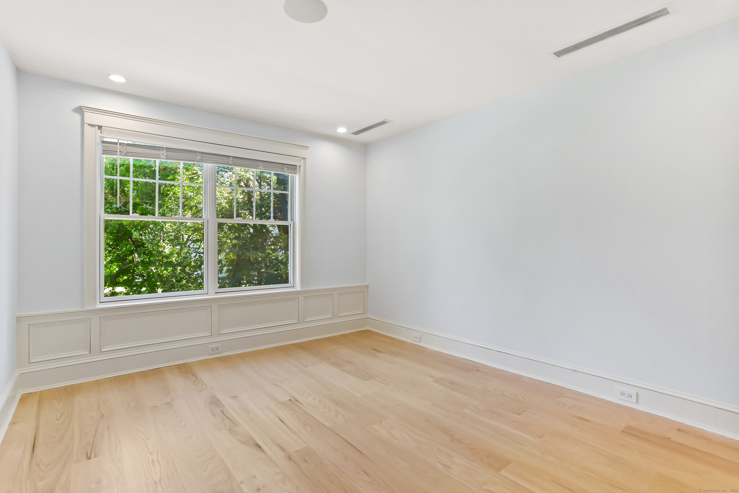 328 Brewster Street