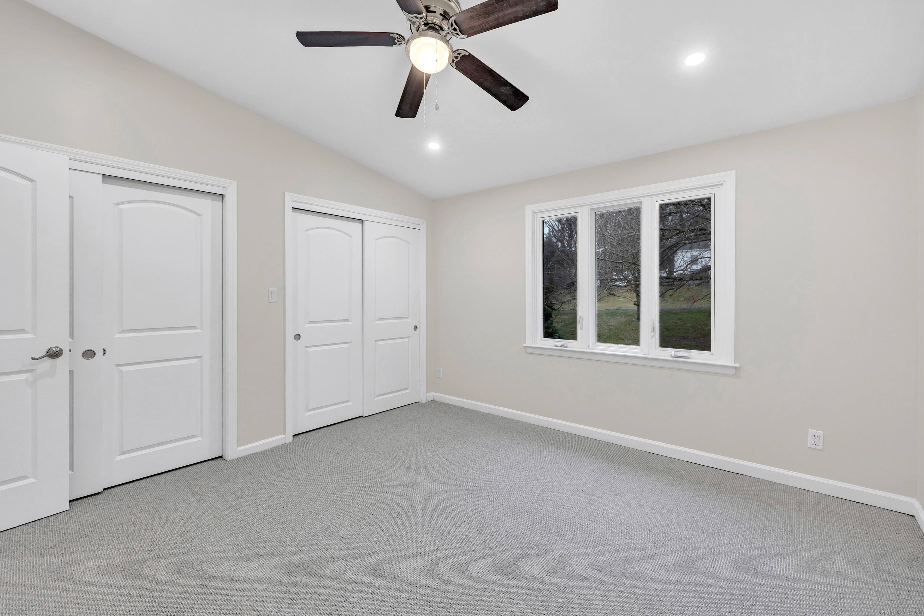 28 Hillside Drive