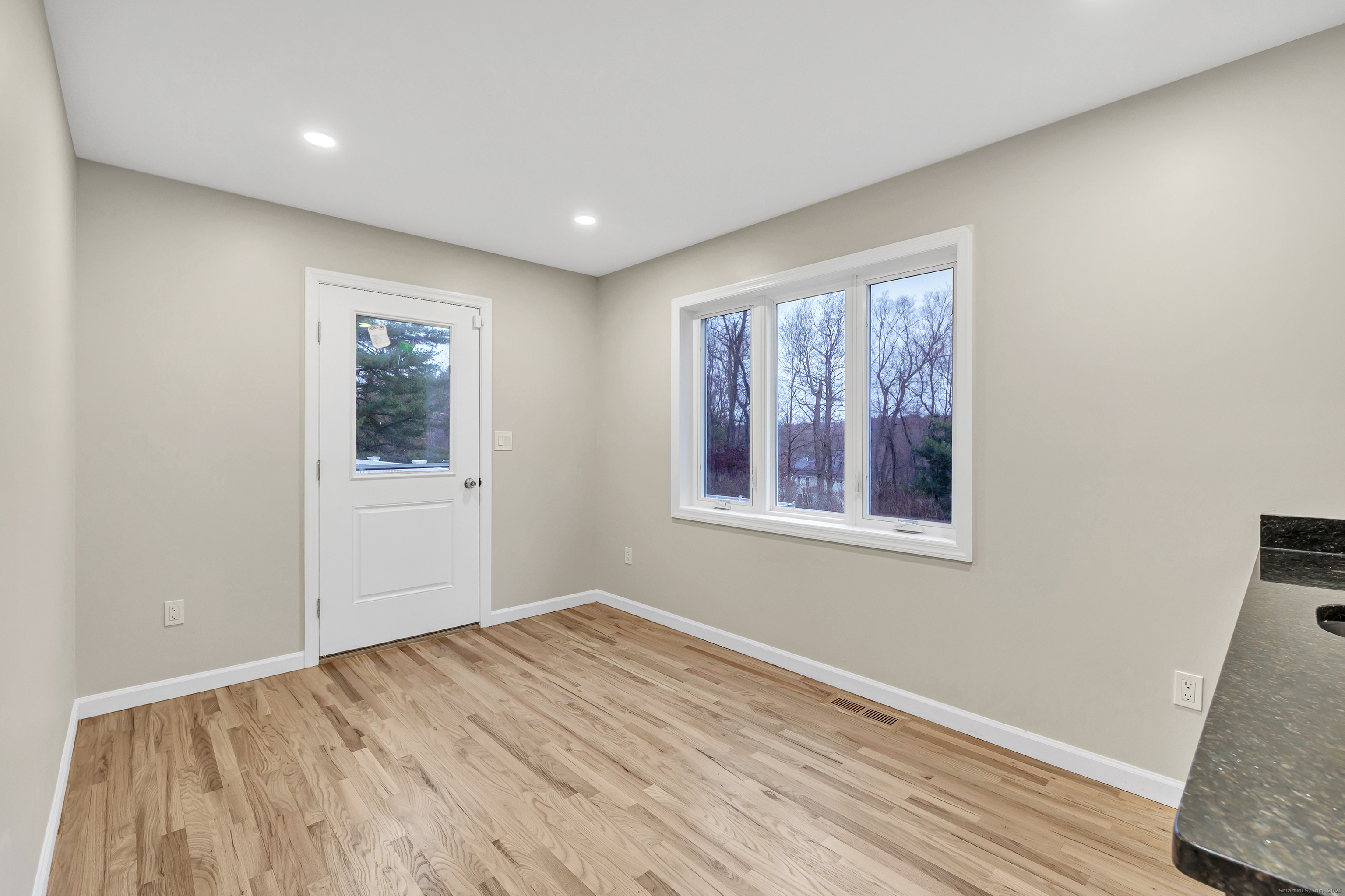 28 Hillside Drive