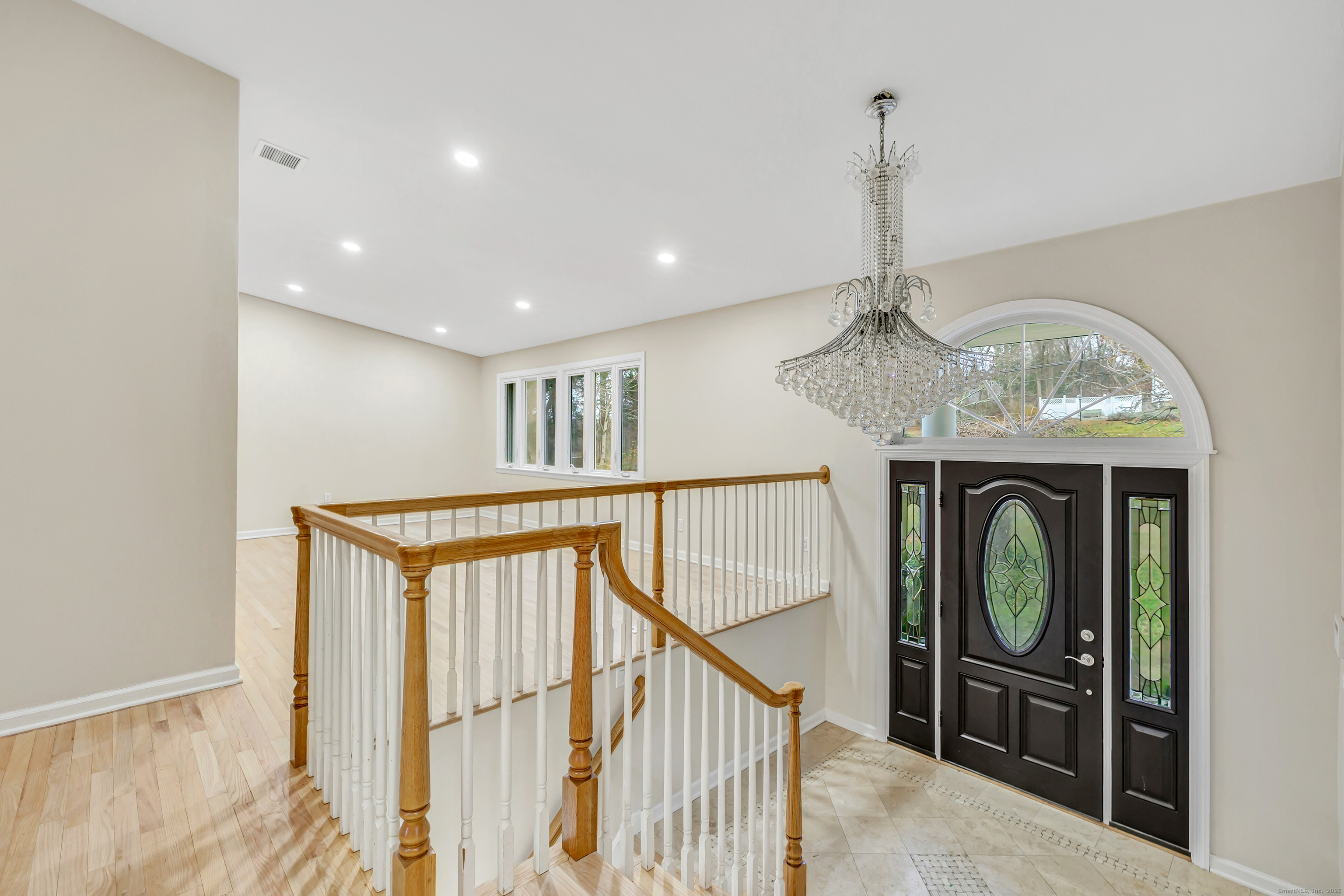 28 Hillside Drive