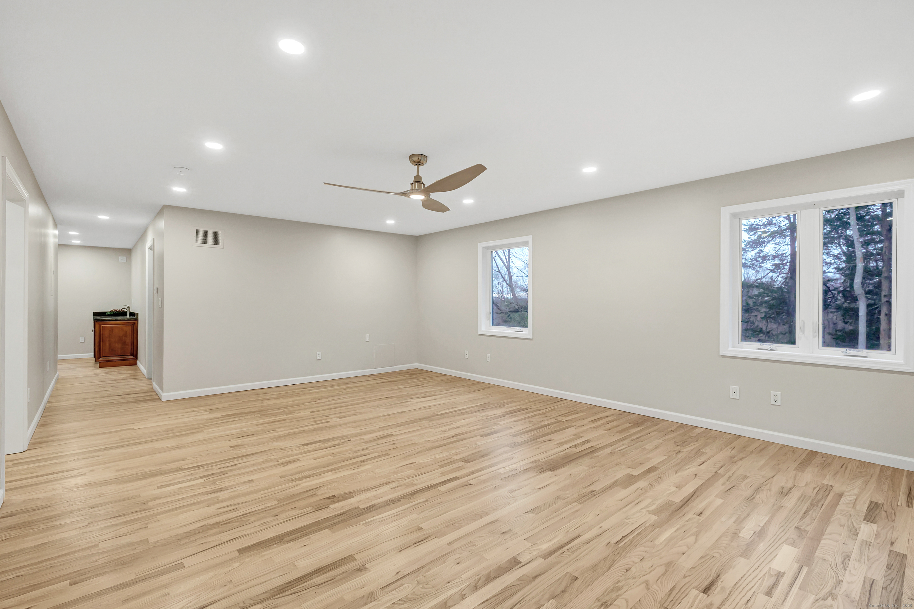 28 Hillside Drive