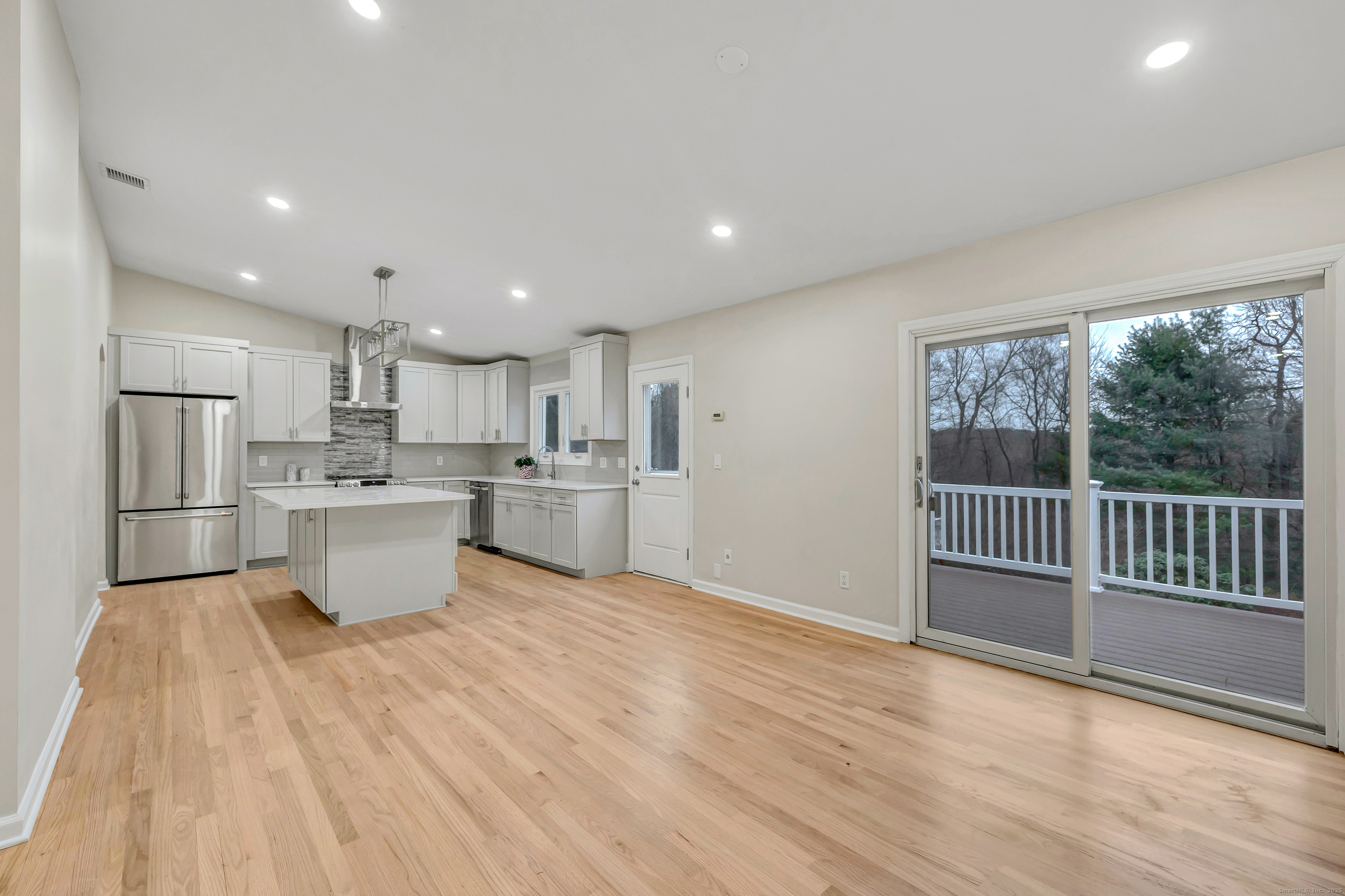 28 Hillside Drive
