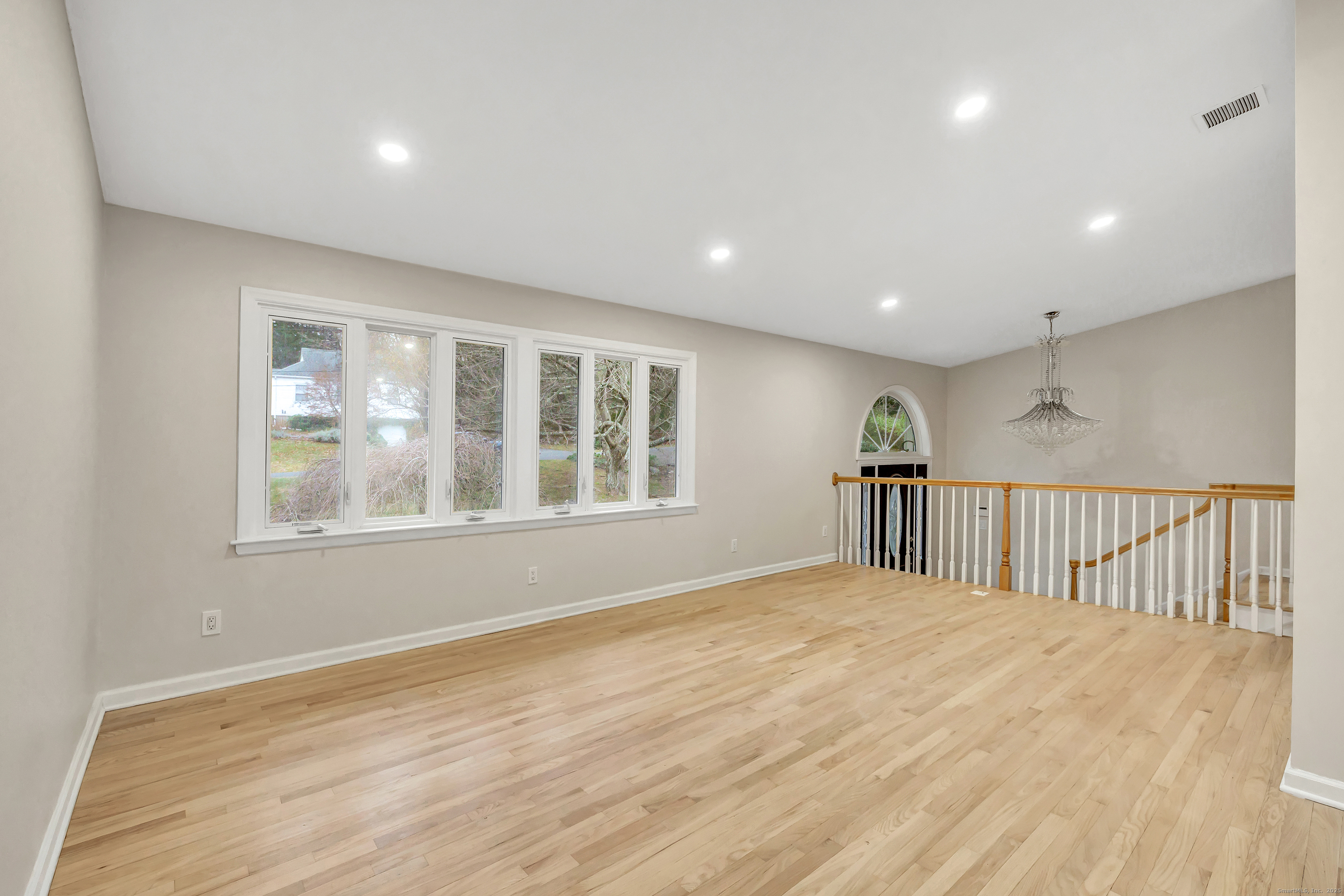 28 Hillside Drive