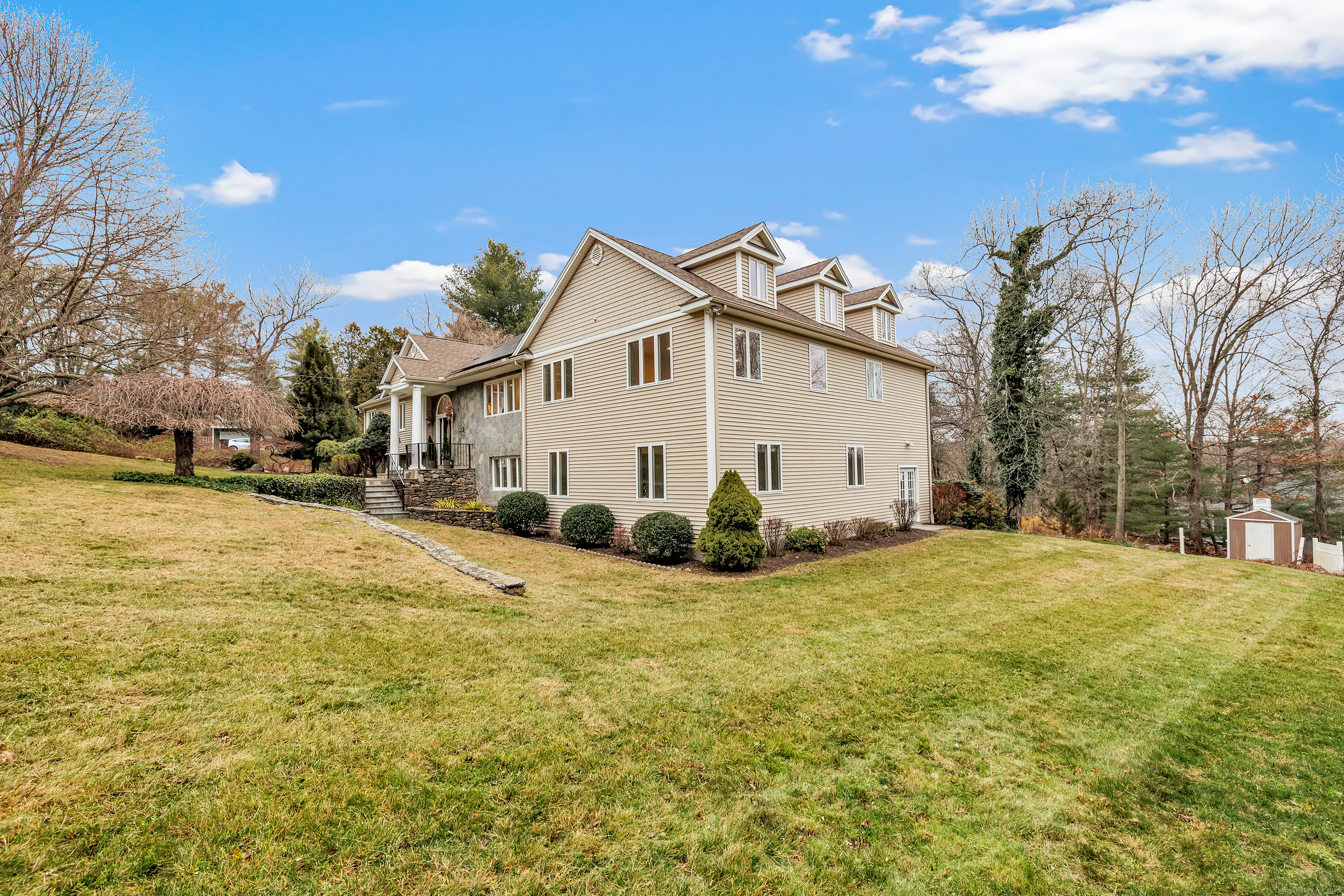 28 Hillside Drive