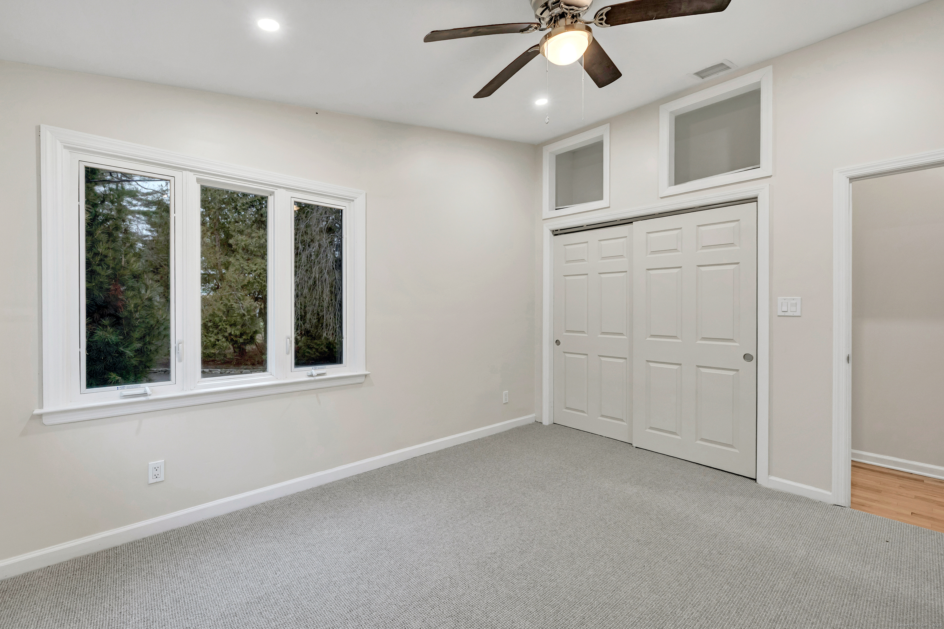 28 Hillside Drive