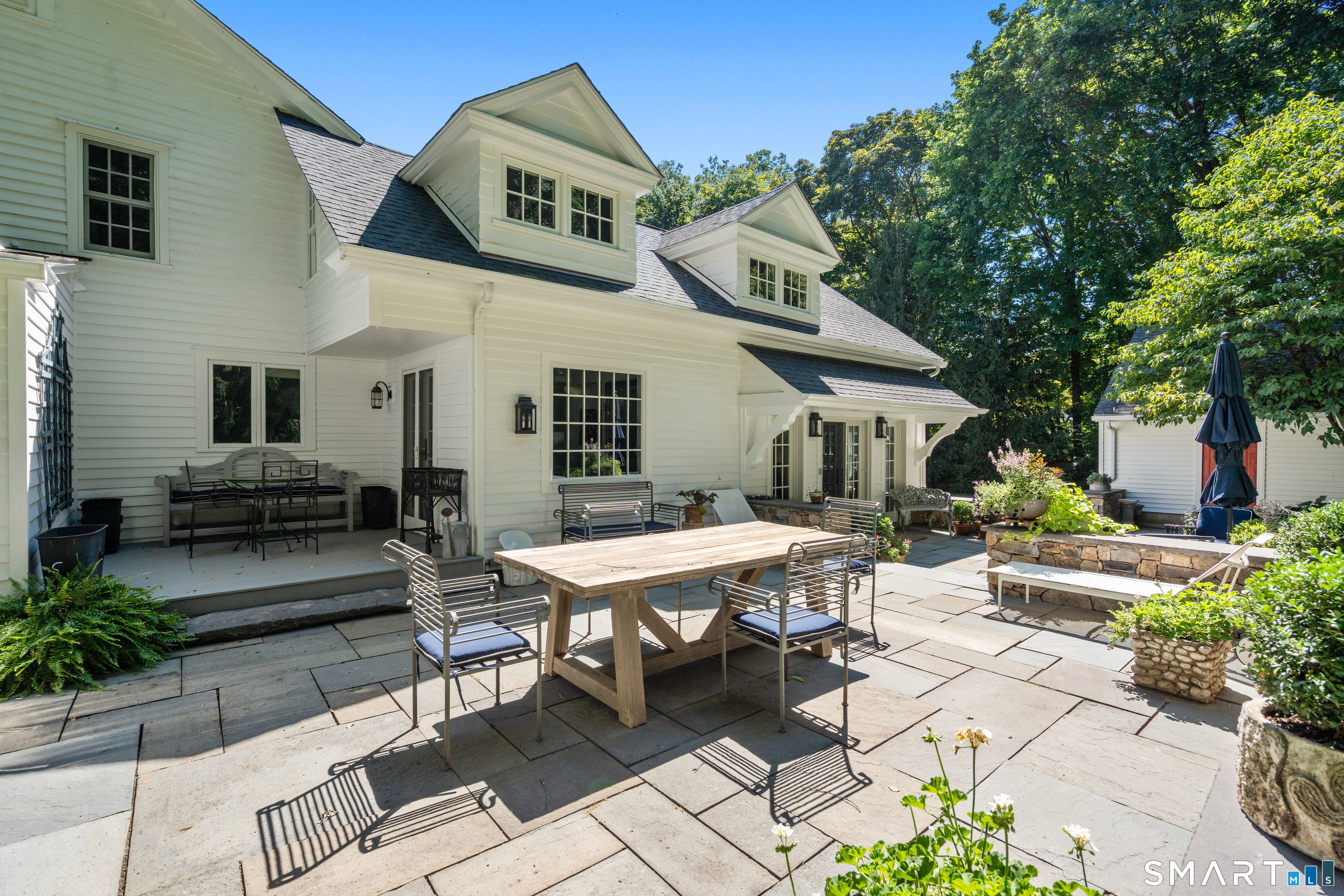 60 Old Saugatuck Road