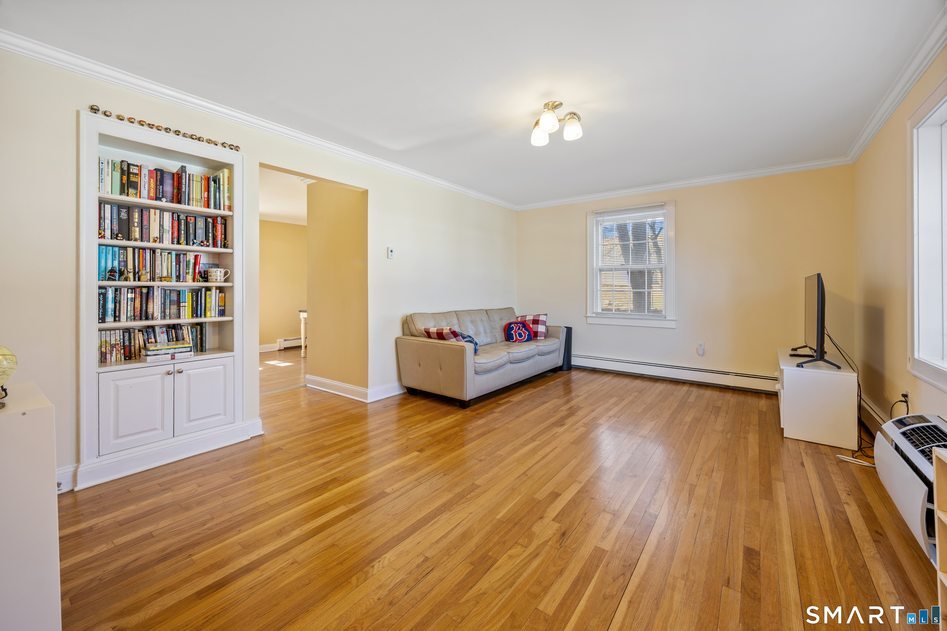 245 Sunnyridge Avenue Unit: 1