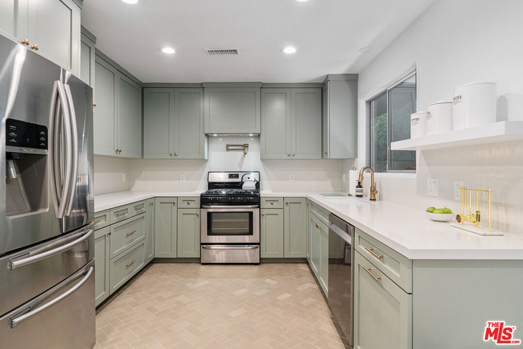 1732 Kaweah Drive