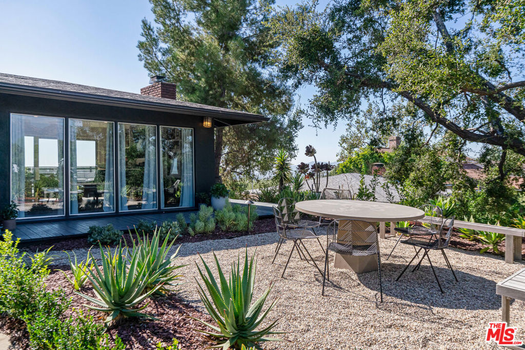 1732 Kaweah Drive