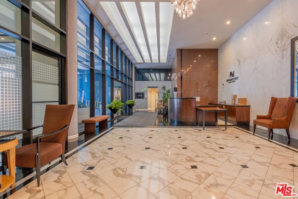 880 W 1st Street 415