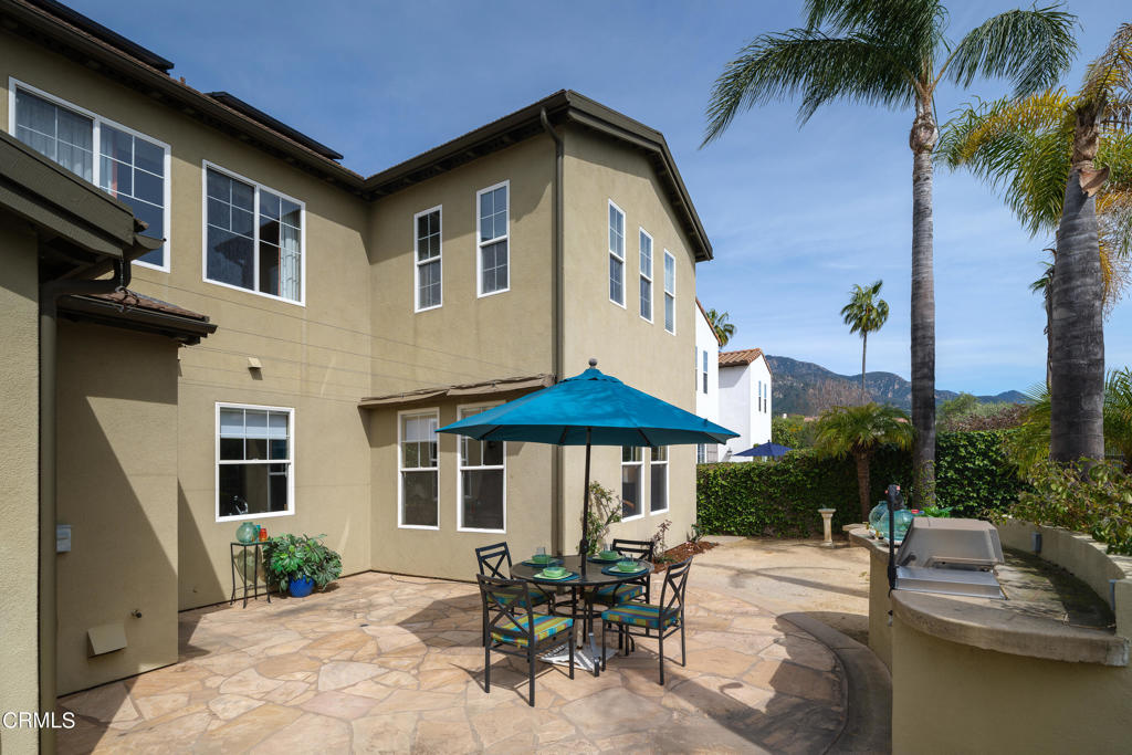 810 W Heritage Oak Court