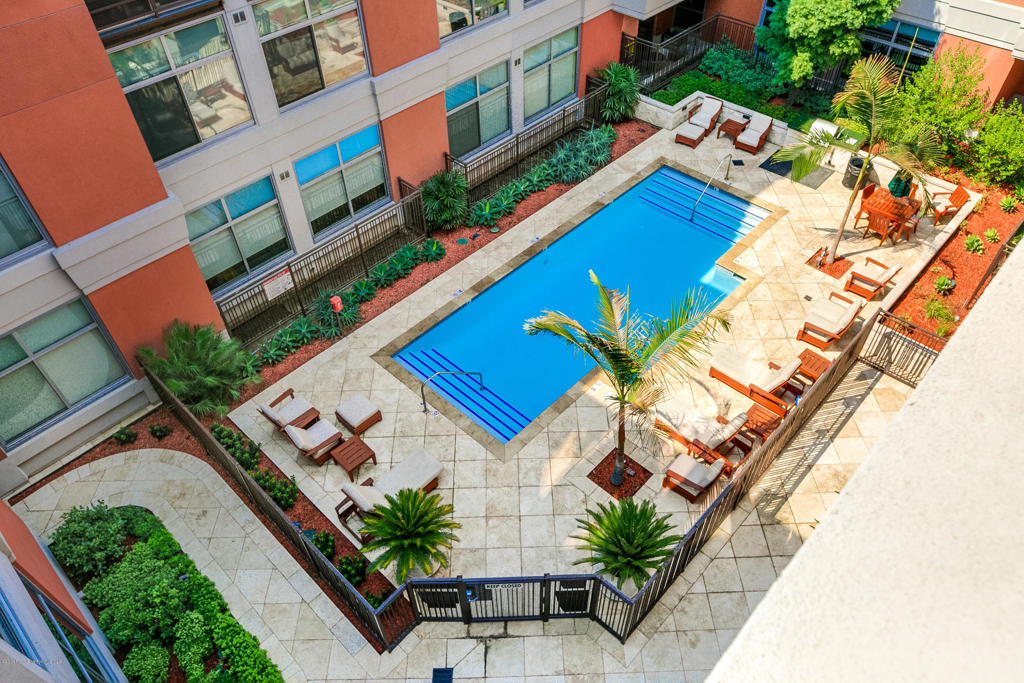 840 E Green Street 229