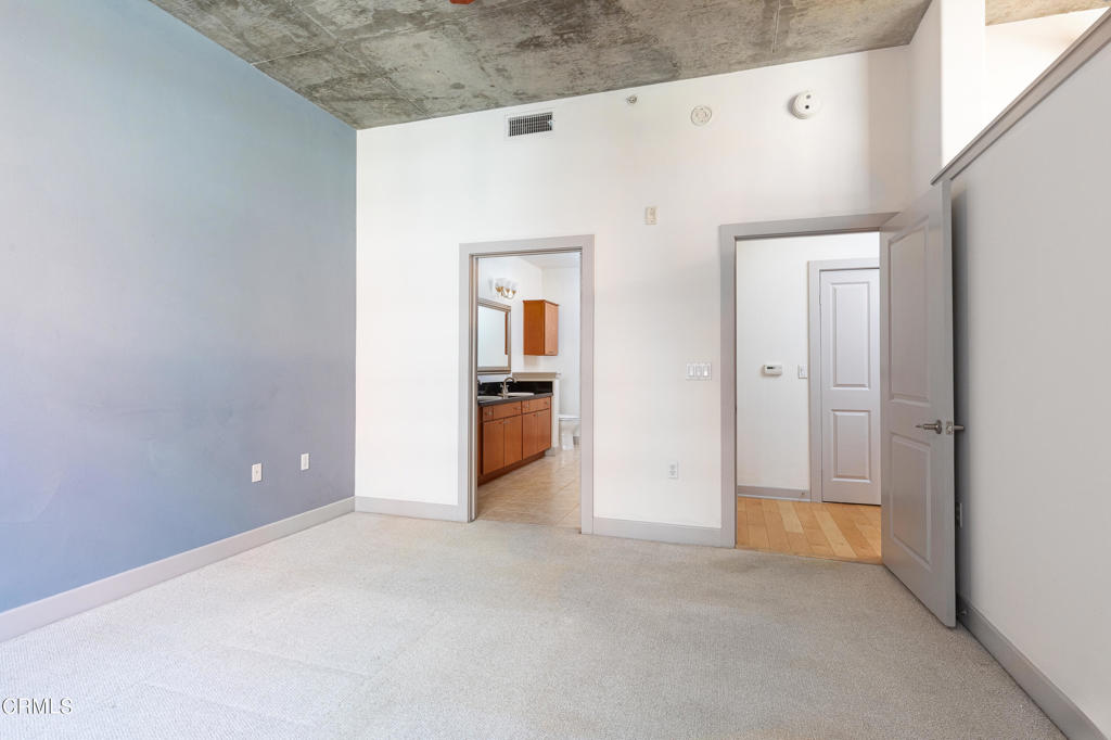 840 E Green Street 229