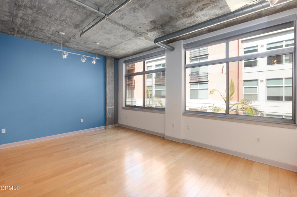840 E Green Street 229