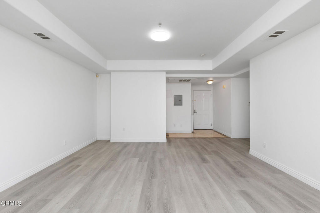 120 N Moore Avenue 303