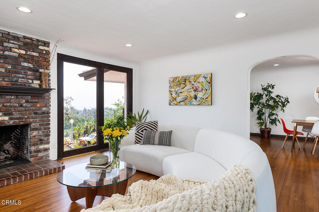 405 Sequoia Drive