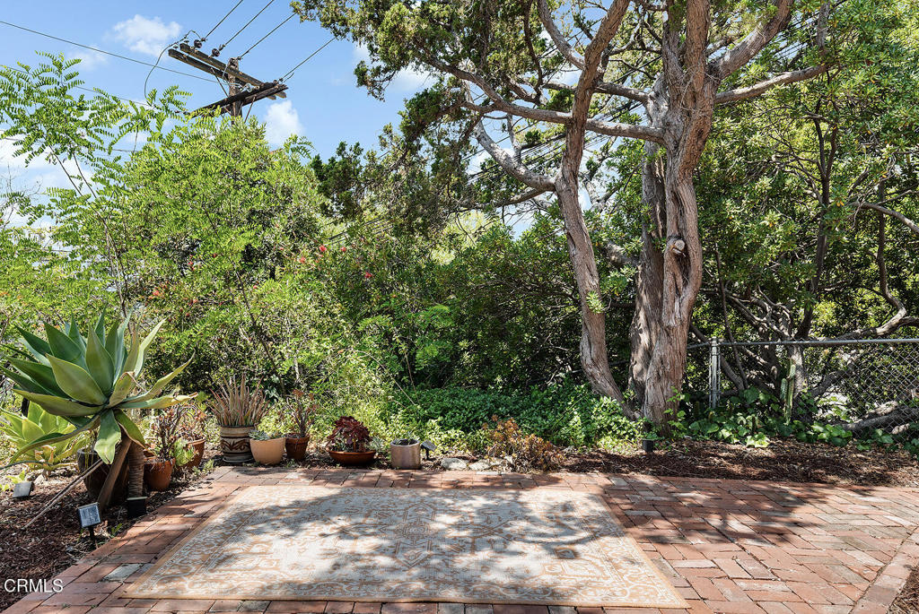 405 Sequoia Drive