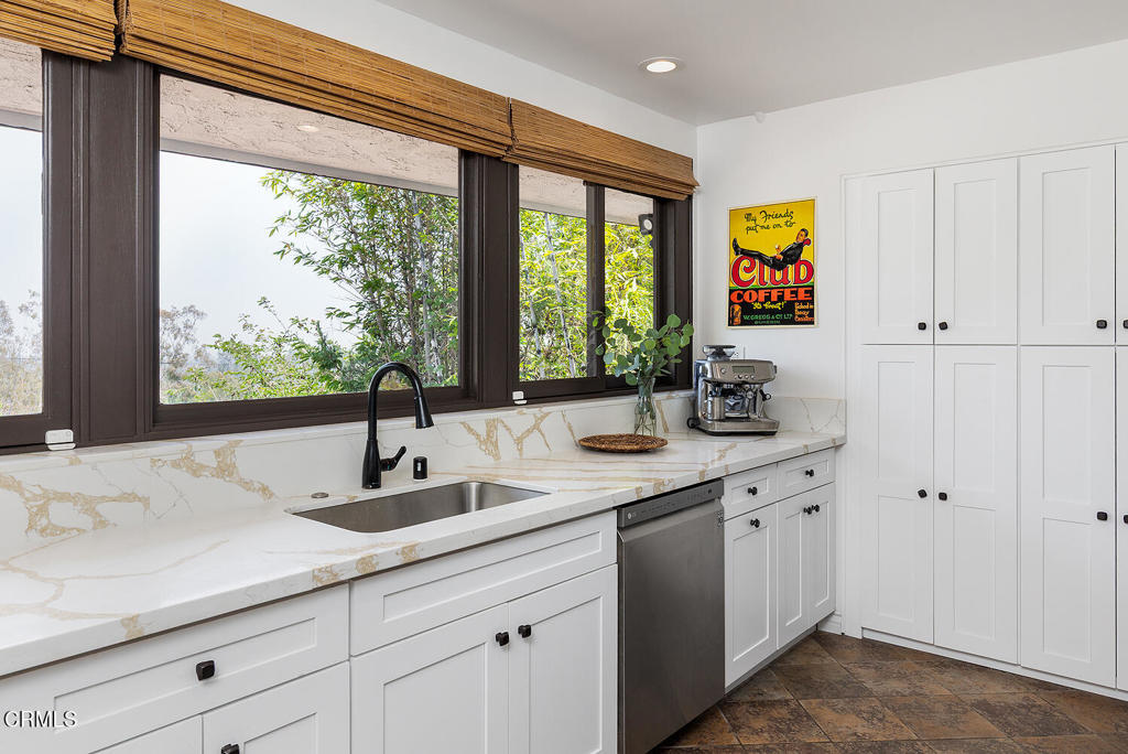 405 Sequoia Drive