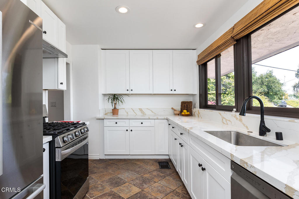 405 Sequoia Drive