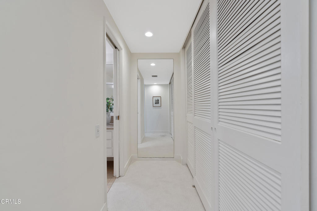 960 San Pasqual Street 208