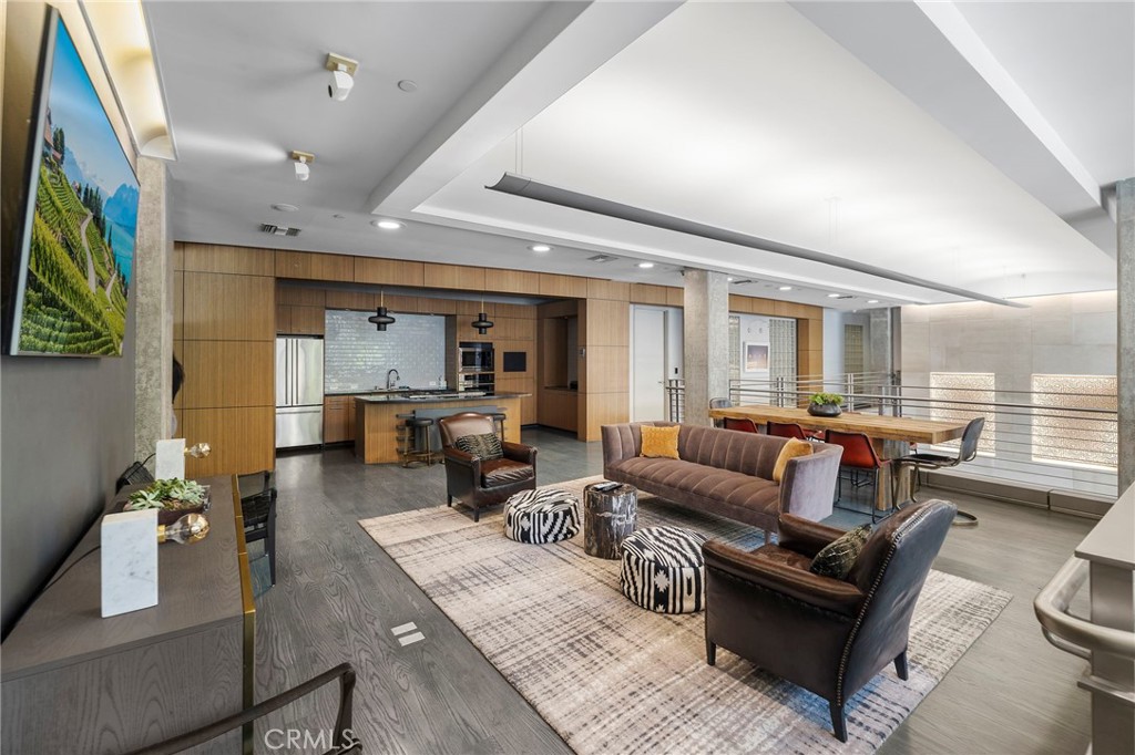 840 E Green Street 505