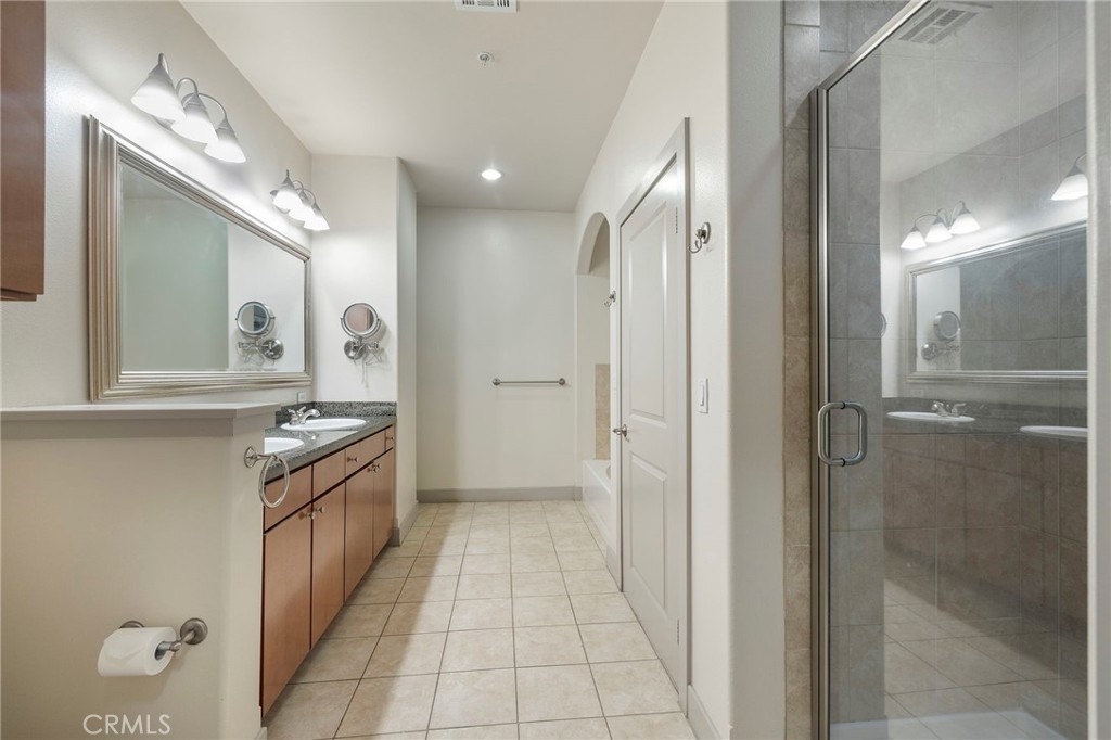 840 E Green Street 505