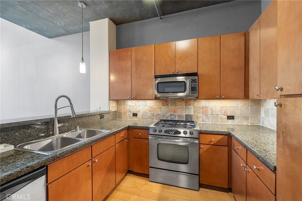 840 E Green Street 505