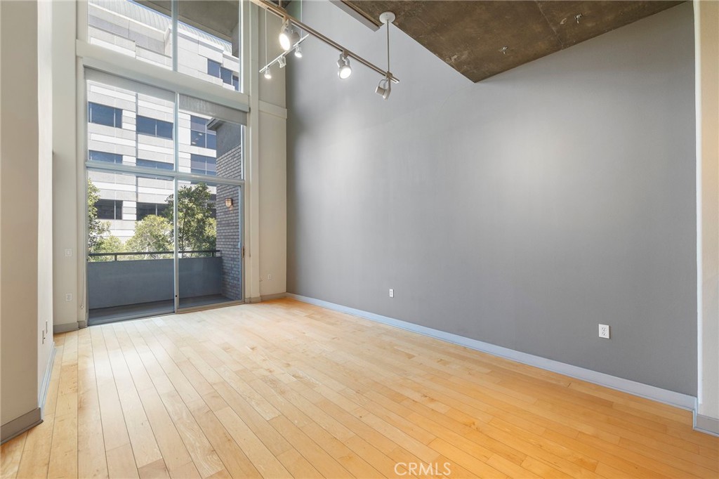 840 E Green Street 505