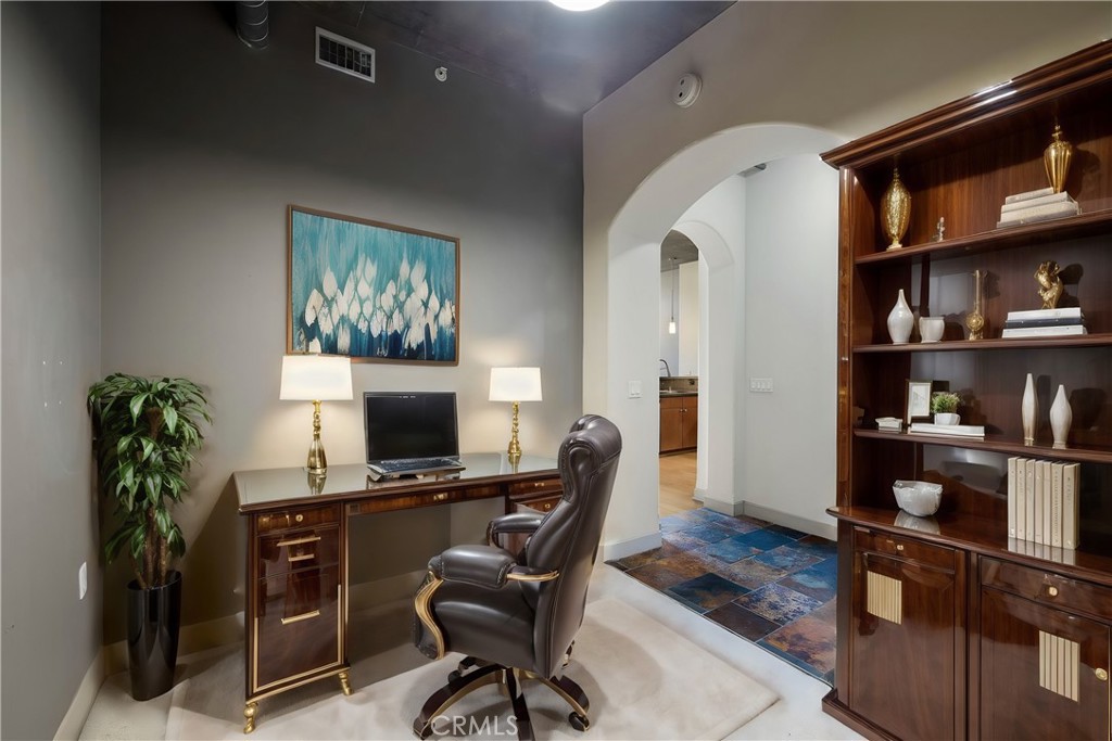 840 E Green Street 505