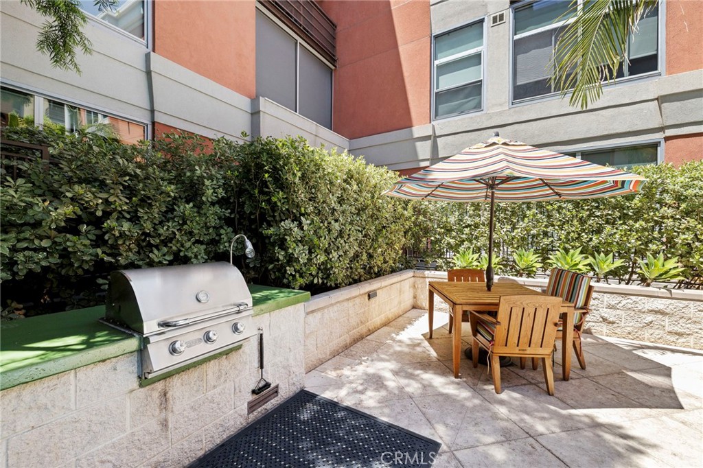 840 E Green Street 505