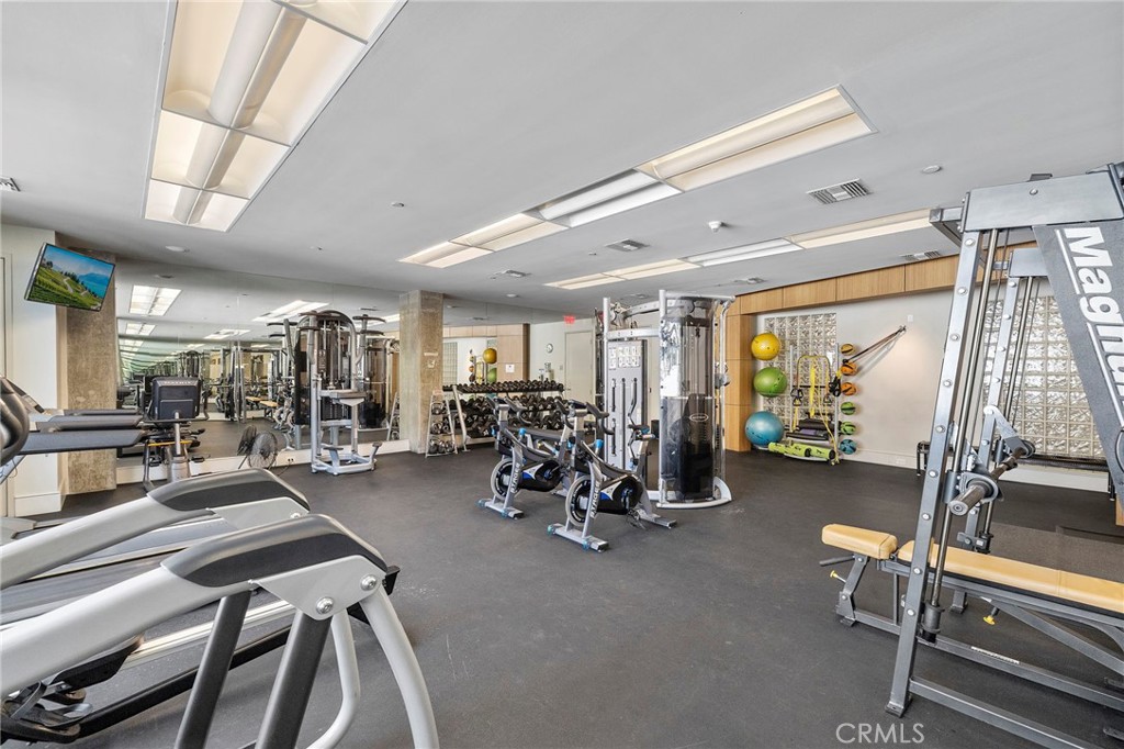 840 E Green Street 505