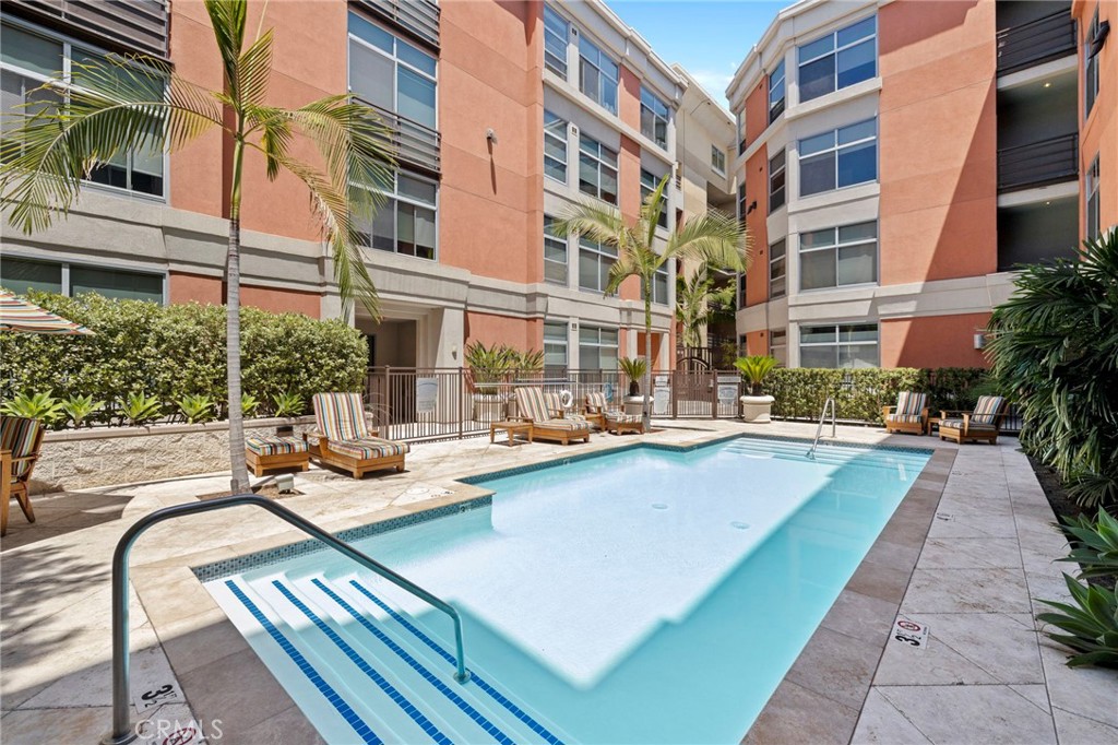 840 E Green Street 505