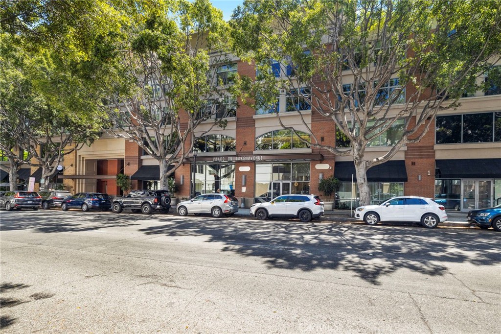 840 E Green Street 505