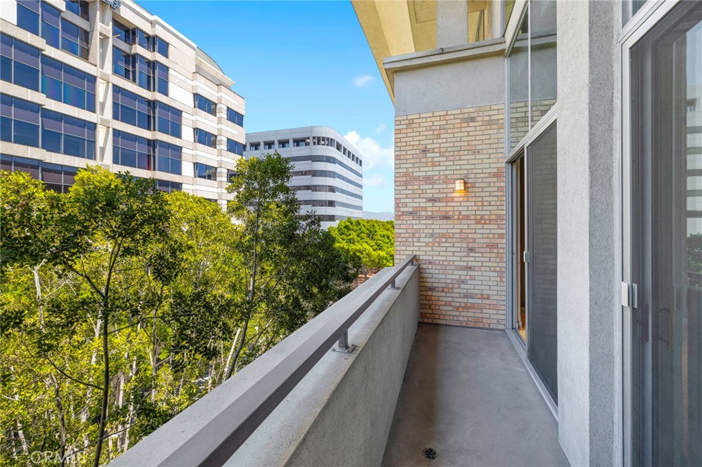840 E Green Street 505