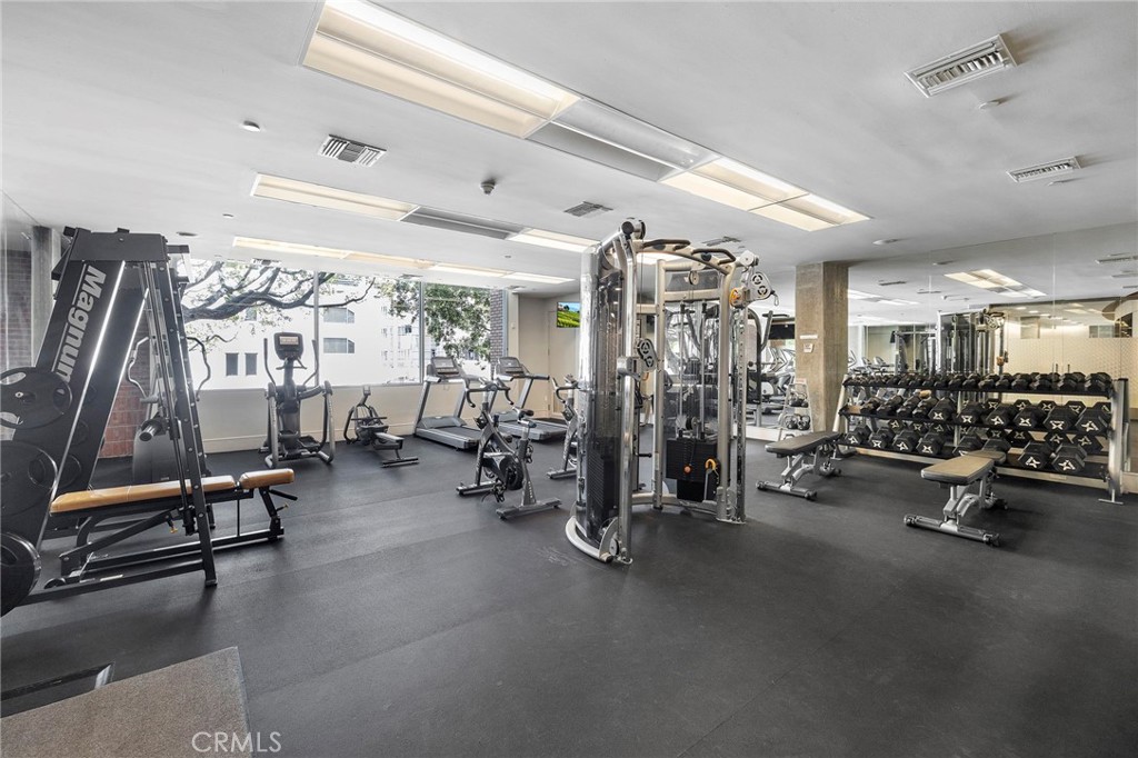 840 E Green Street 505