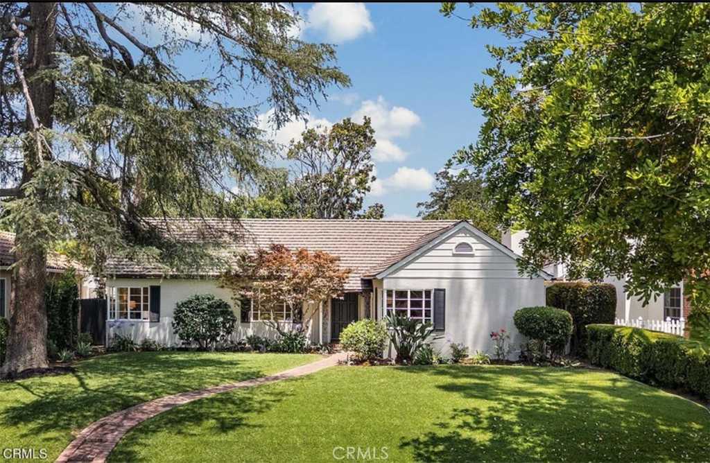 2115 Roanoke Road