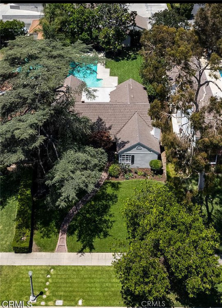 2115 Roanoke Road