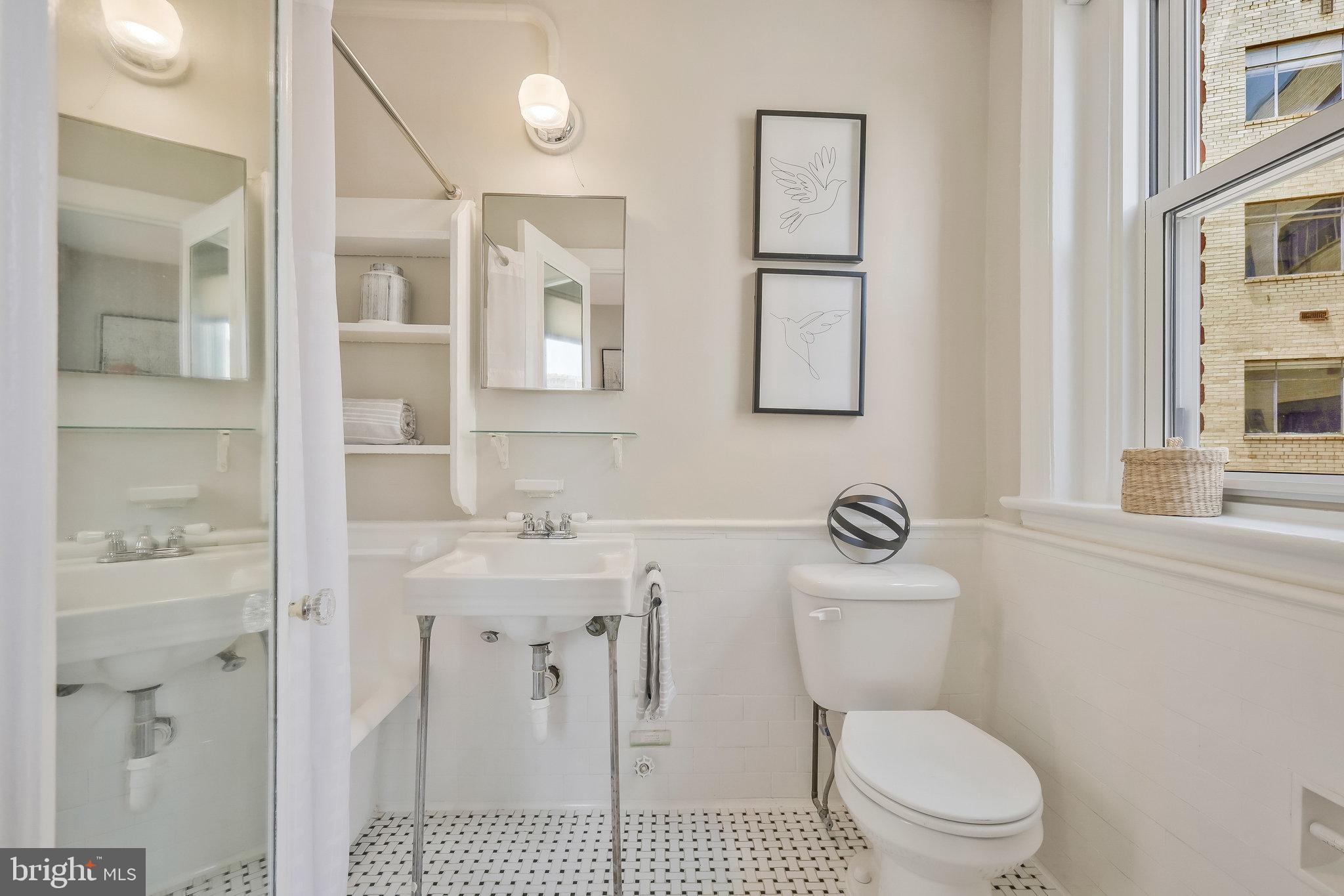 1954 Columbia ROAD NW Unit: 509
