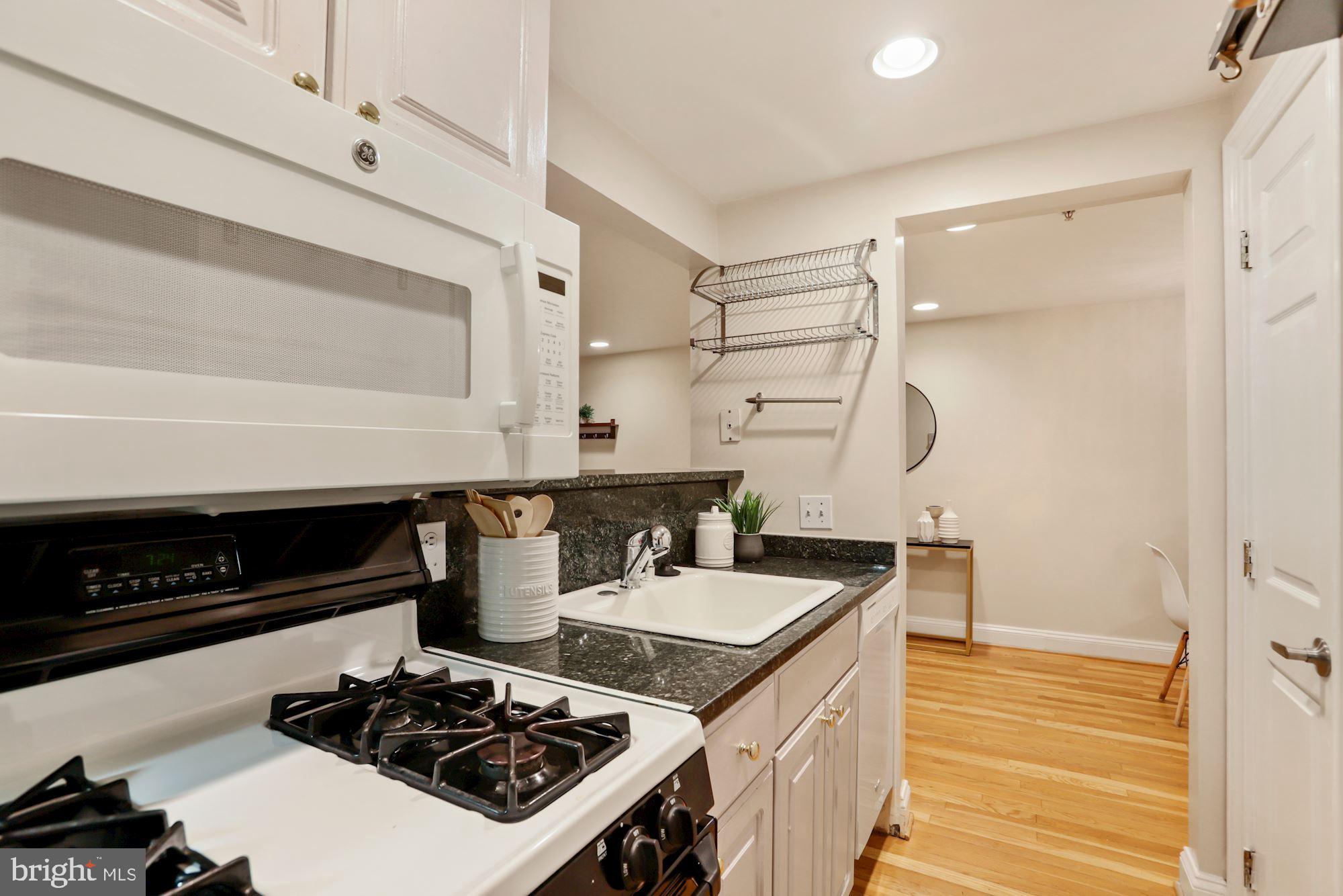 1713 18TH STREET NW Unit: B