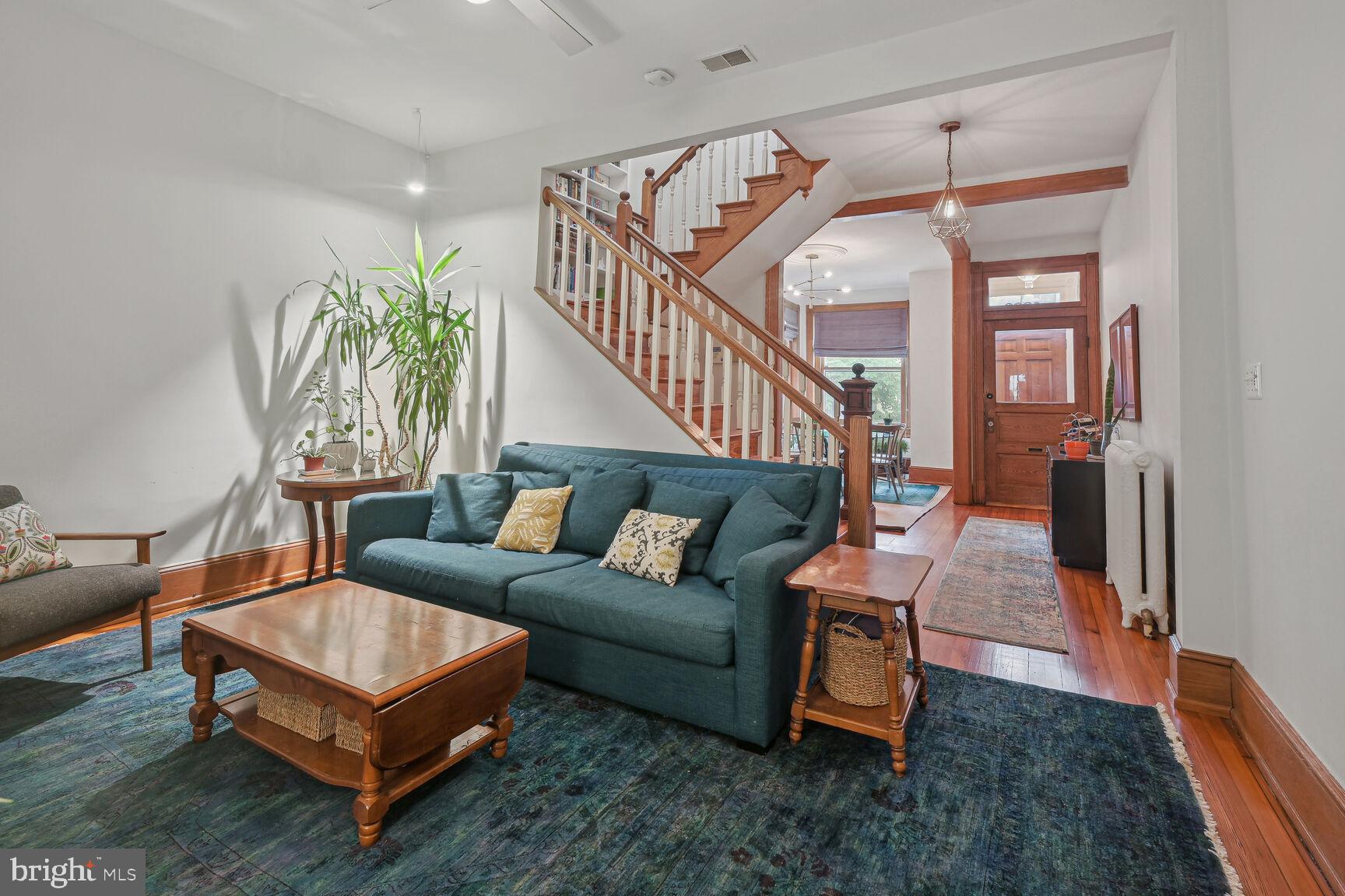 1839 Ontario PLACE NW